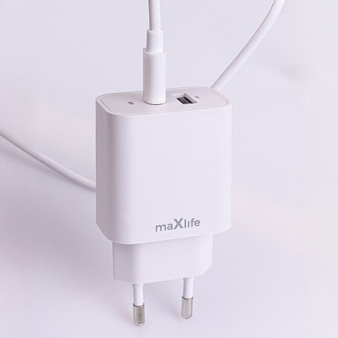 Maxlife ładowarka sieciowa PD QC MXTC-06-20AC 1x USB-C 1x USB 20W biała + kabel USB-C - USB-C 20W Maxlife ładowarka sieciowa PD QC MXTC-06-20AC 1x USB-C 1x USB 20W biała + kabel USB-C - USB-C 20W