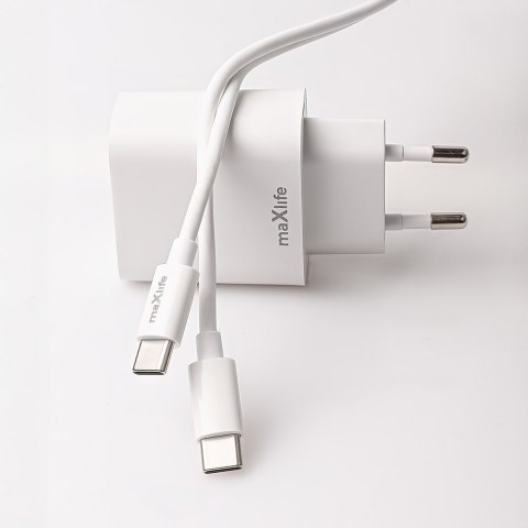 Maxlife ładowarka sieciowa PD QC MXTC-06-20AC 1x USB-C 1x USB 20W biała + kabel USB-C - USB-C 20W Maxlife ładowarka sieciowa PD QC MXTC-06-20AC 1x USB-C 1x USB 20W biała + kabel USB-C - USB-C 20W