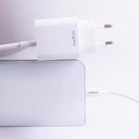 Maxlife ładowarka sieciowa PD QC MXTC-06-20AC 1x USB-C 1x USB 20W biała + kabel USB-C - USB-C 20W Maxlife ładowarka sieciowa PD QC MXTC-06-20AC 1x USB-C 1x USB 20W biała + kabel USB-C - USB-C 20W
