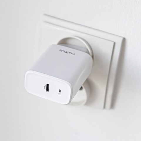 Maxlife ładowarka sieciowa PD QC MXTC-10-20C 1x USB-C 20W biała Maxlife ładowarka sieciowa PD QC MXTC-10-20C 1x USB-C 20W biała